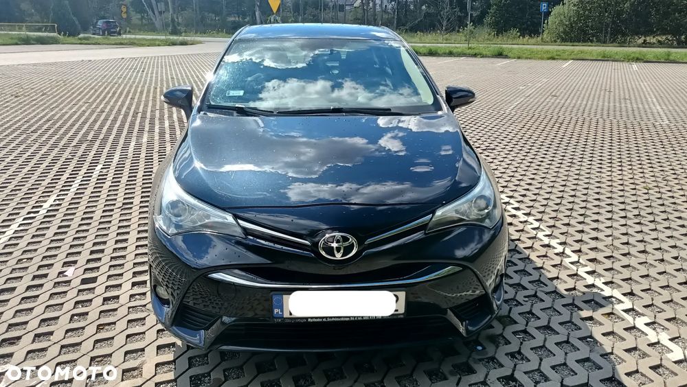 Toyota Avensis 2.0 D-4D Premium - 1