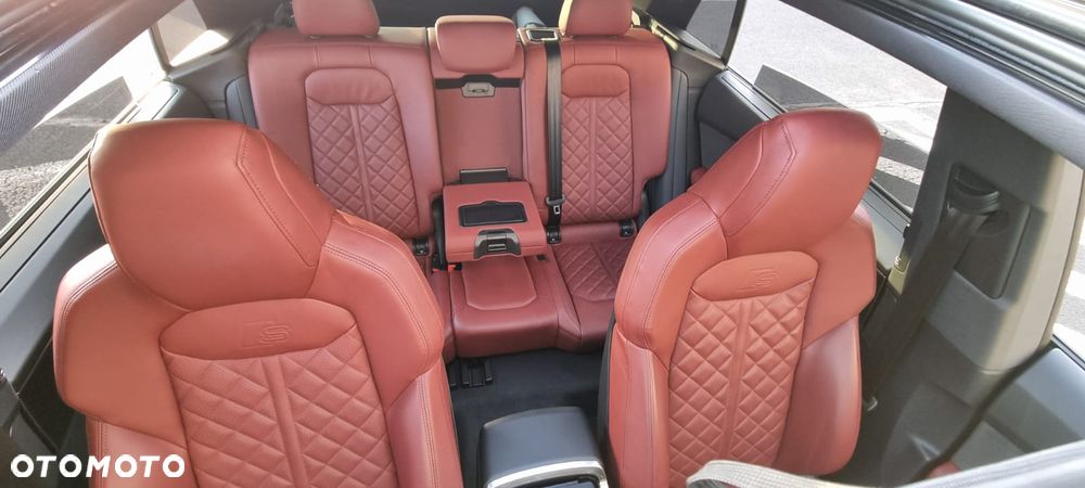 Audi SQ8 TFSI quattro tiptronic - 12