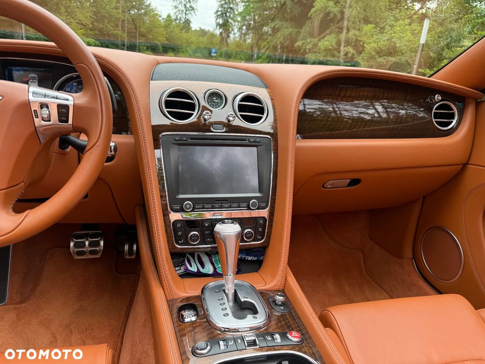 Bentley Continental GT V8 Convertible - 15