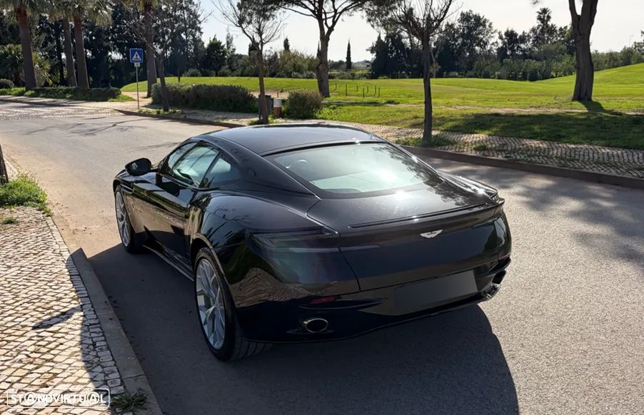 Aston Martin DB11 Coupé V12 Auto - 7