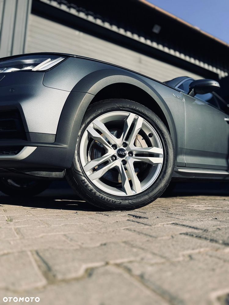 Audi A4 Allroad - 11