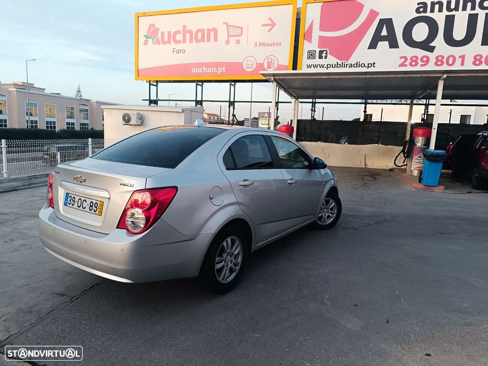 Chevrolet Aveo 1.3 VCDi LTZ - 20