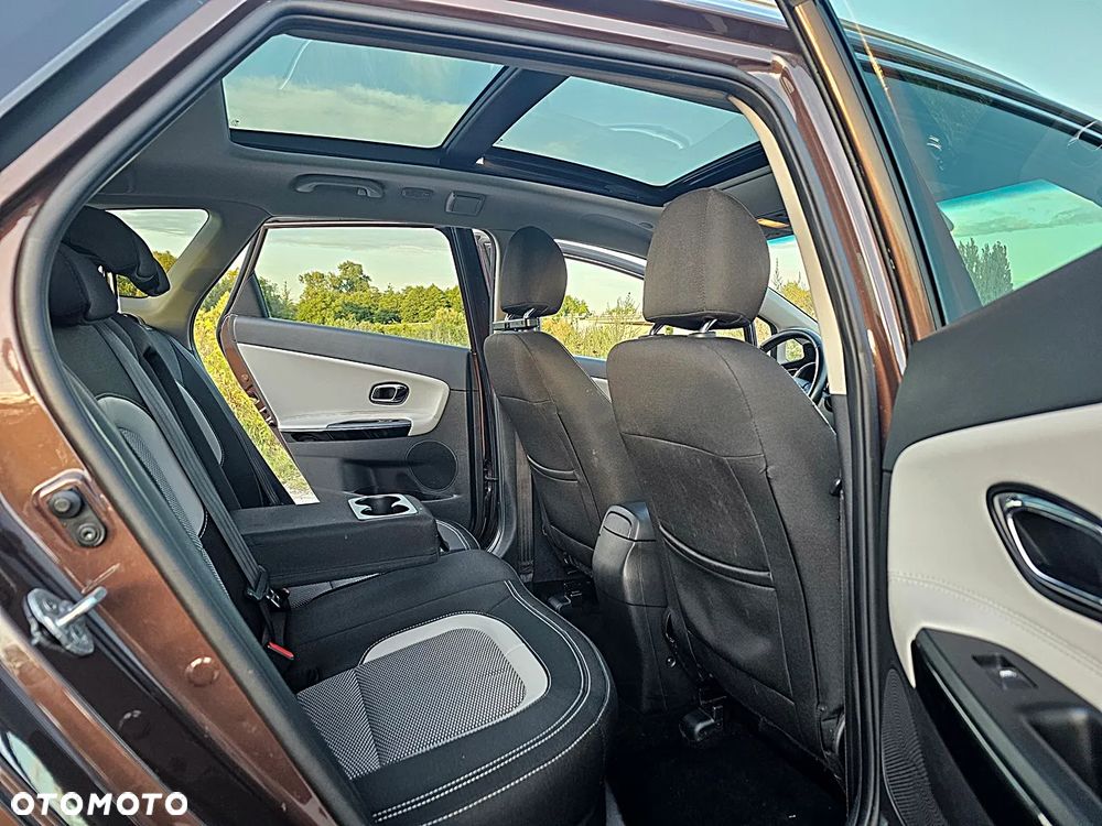 Kia Ceed 1.6 GDI Platinum Edition - 8