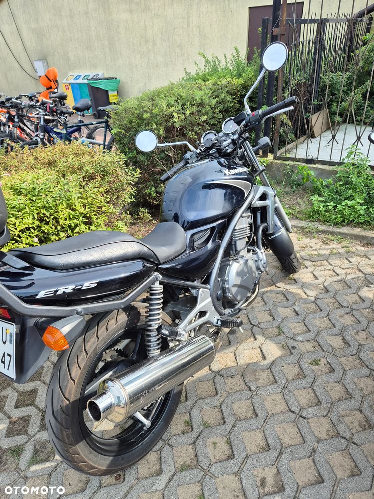 Kawasaki ER - 11
