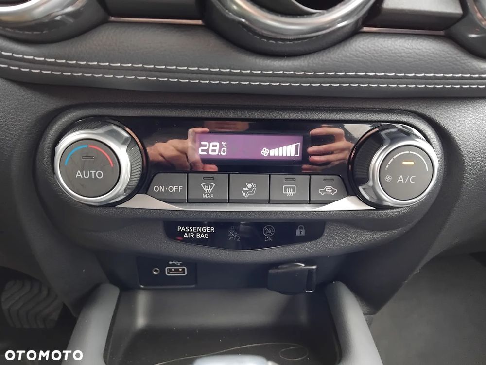 Nissan Juke 1.0 DIG-T N-Connecta DCT - 13