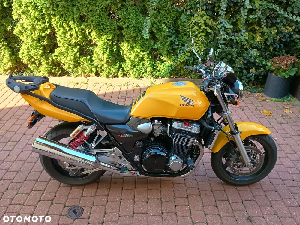 Honda CB - 8