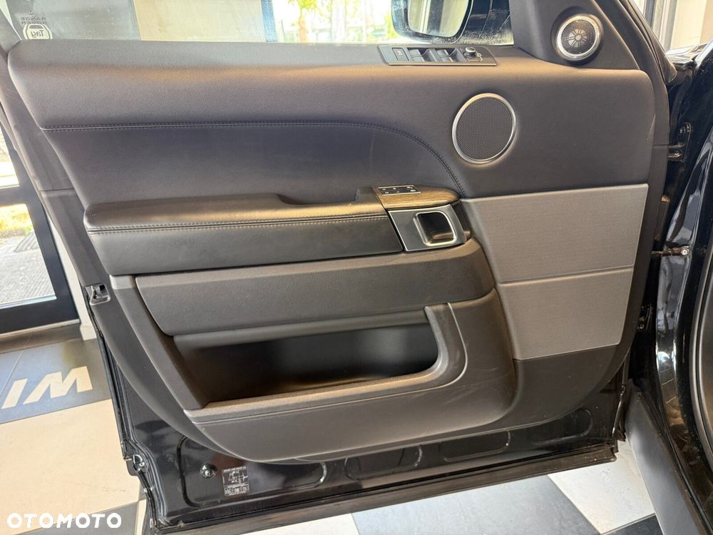Land Rover Range Rover - 24
