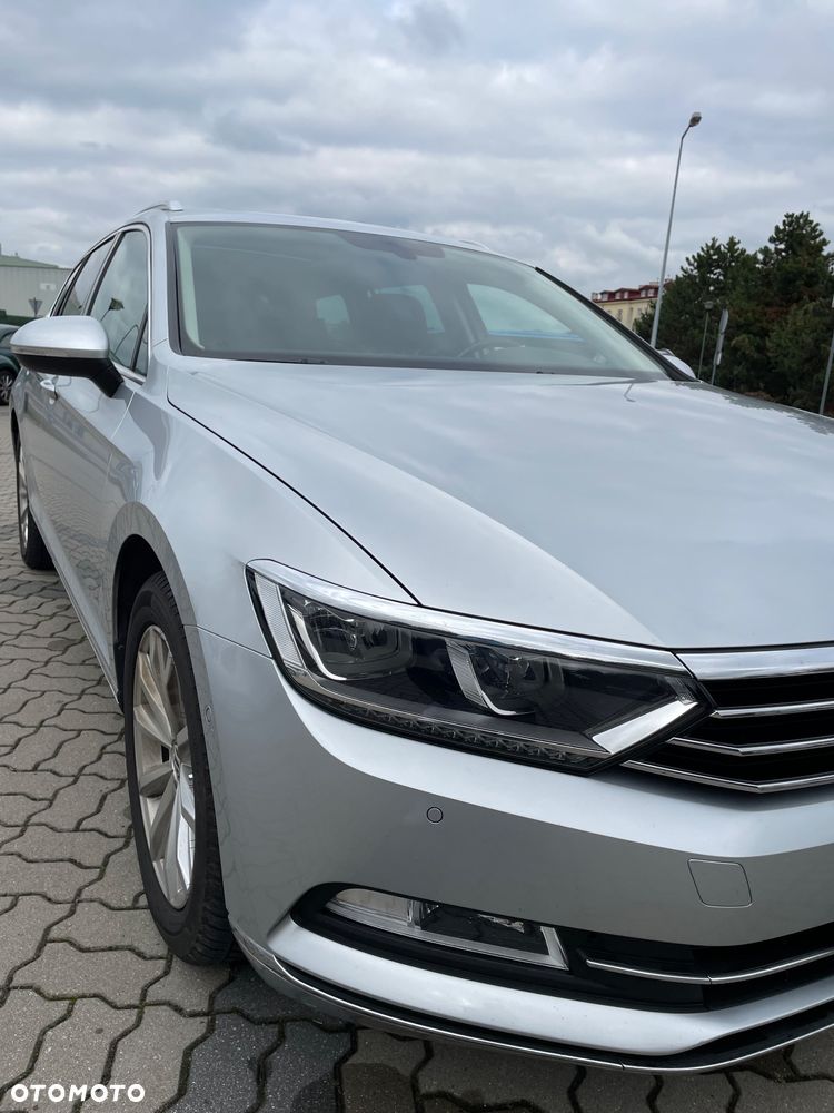Volkswagen Passat Variant 2.0 TDI SCR DSG Highline - 36