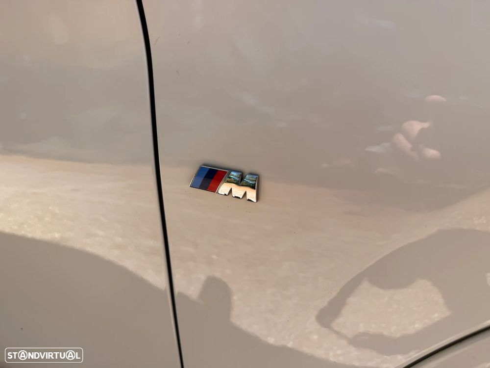 BMW X1 16 d sDrive Auto Pack M — fotografia 29