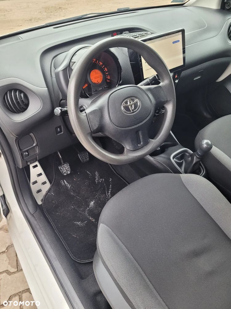 Toyota Aygo x-trend - 5