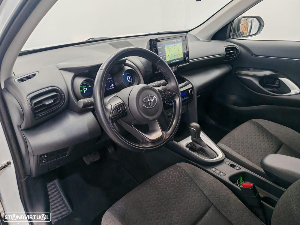 Toyota Yaris Cross 1.5 HDF Comfort Plus - 12