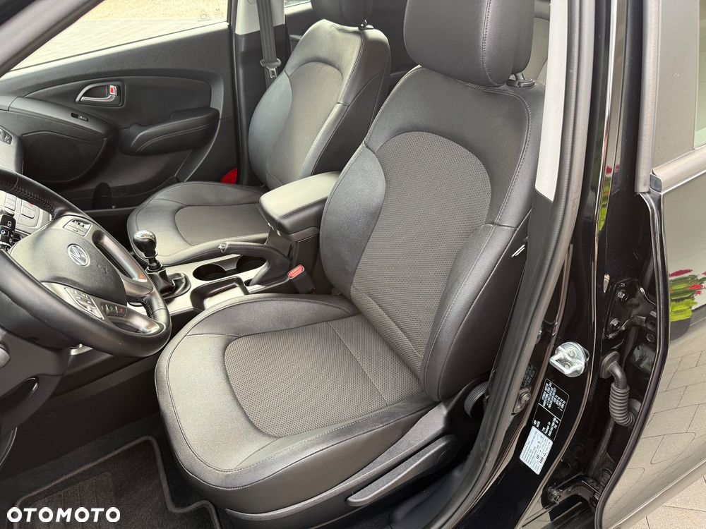 Hyundai ix35 1.6 2WD Fifa World Cup Edition - 18
