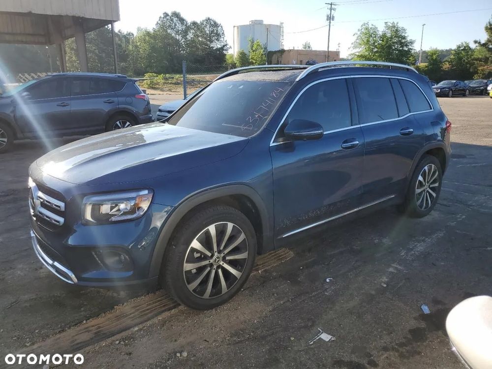 Mercedes-Benz GLB 250 4Matic 8G-DCT - 38
