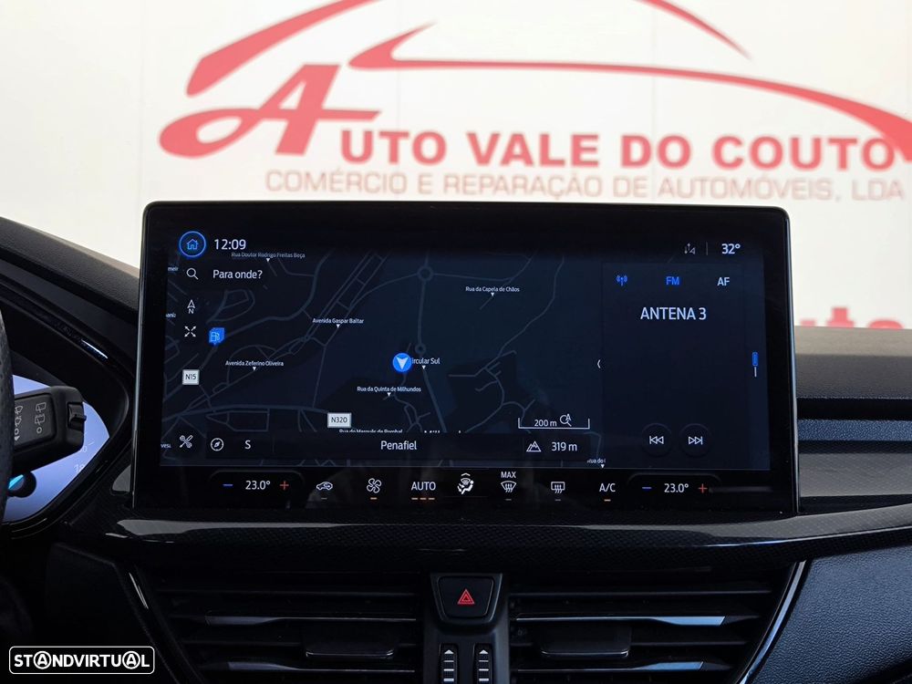 Ford Focus 1.0 EcoBoost MHEV ST-Line - 11