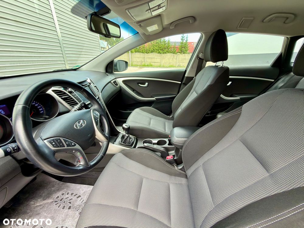 Hyundai i30 1.4 Base + EU5 - 11