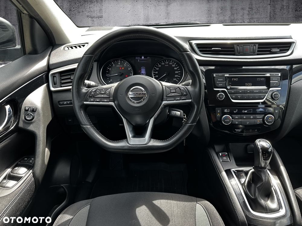 Nissan Qashqai 1.2 DIG-T Xtronic ACENTA - 10