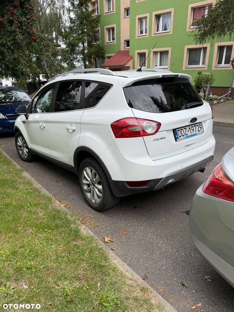 Ford Kuga 2012 photo 2