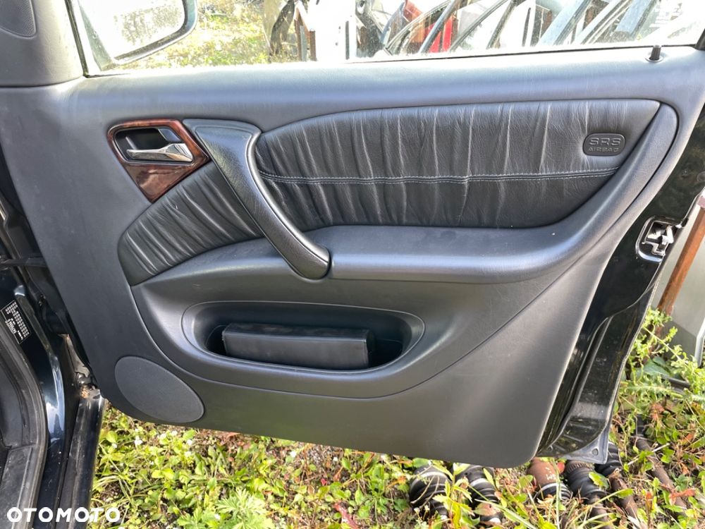 Mercedes ML 163 lift 400cdi  drzwi klapa zamek xenon om628 - 21