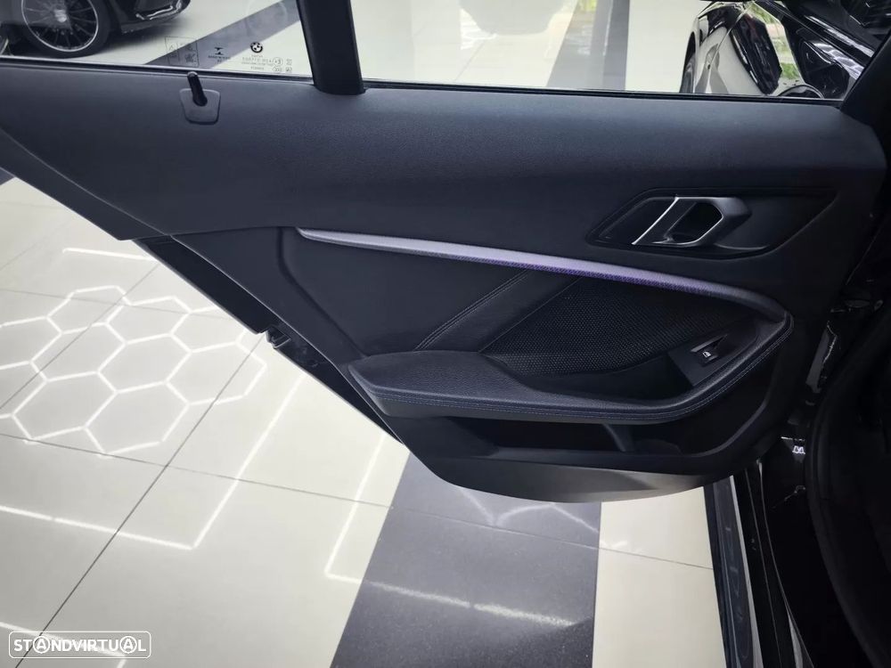 BMW 116 d M Sport - 40