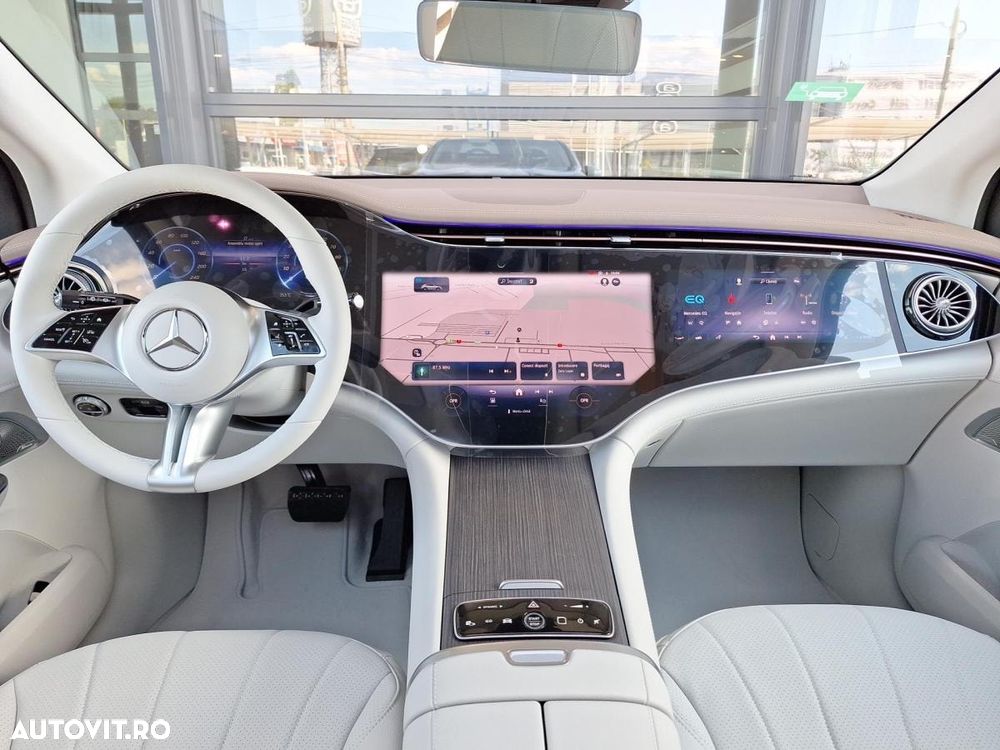 Mercedes-Benz EQE 350 4MATIC - 13