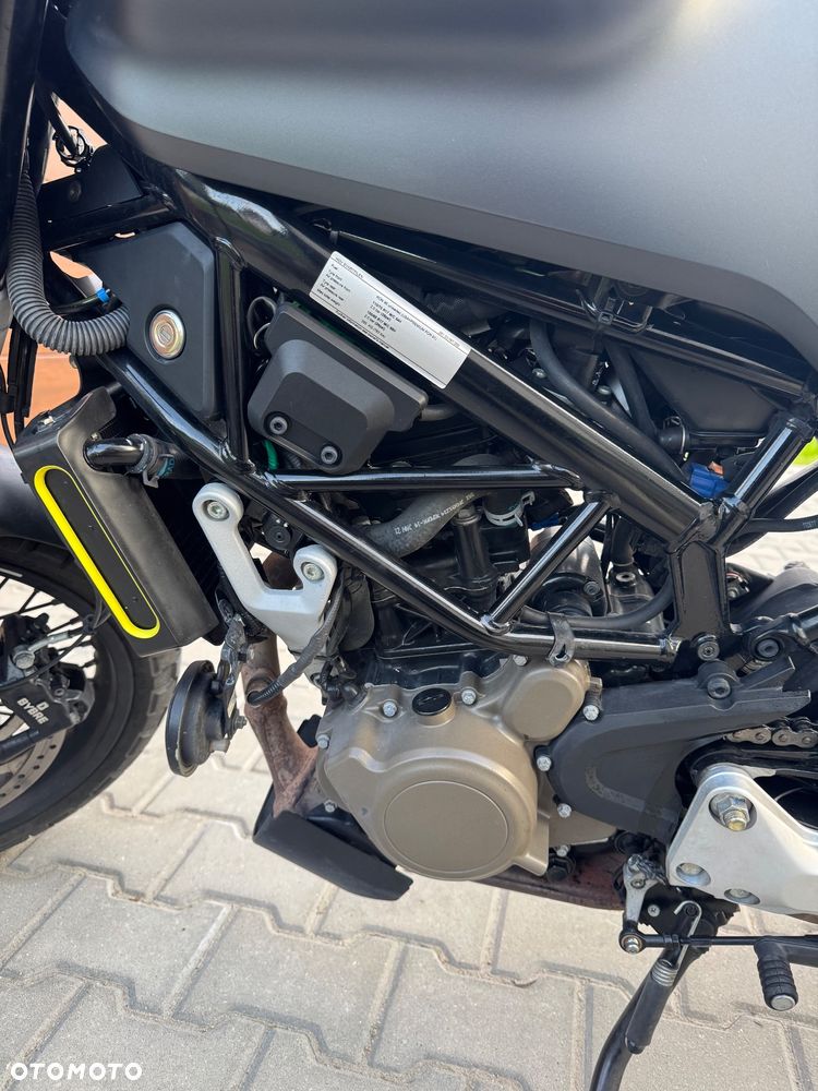 Husqvarna Svartpilen - 10