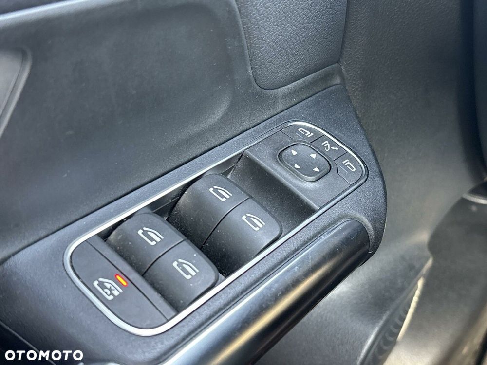 Mercedes-Benz Klasa B 200 4-Matic Progressive 8G-DCT - 26