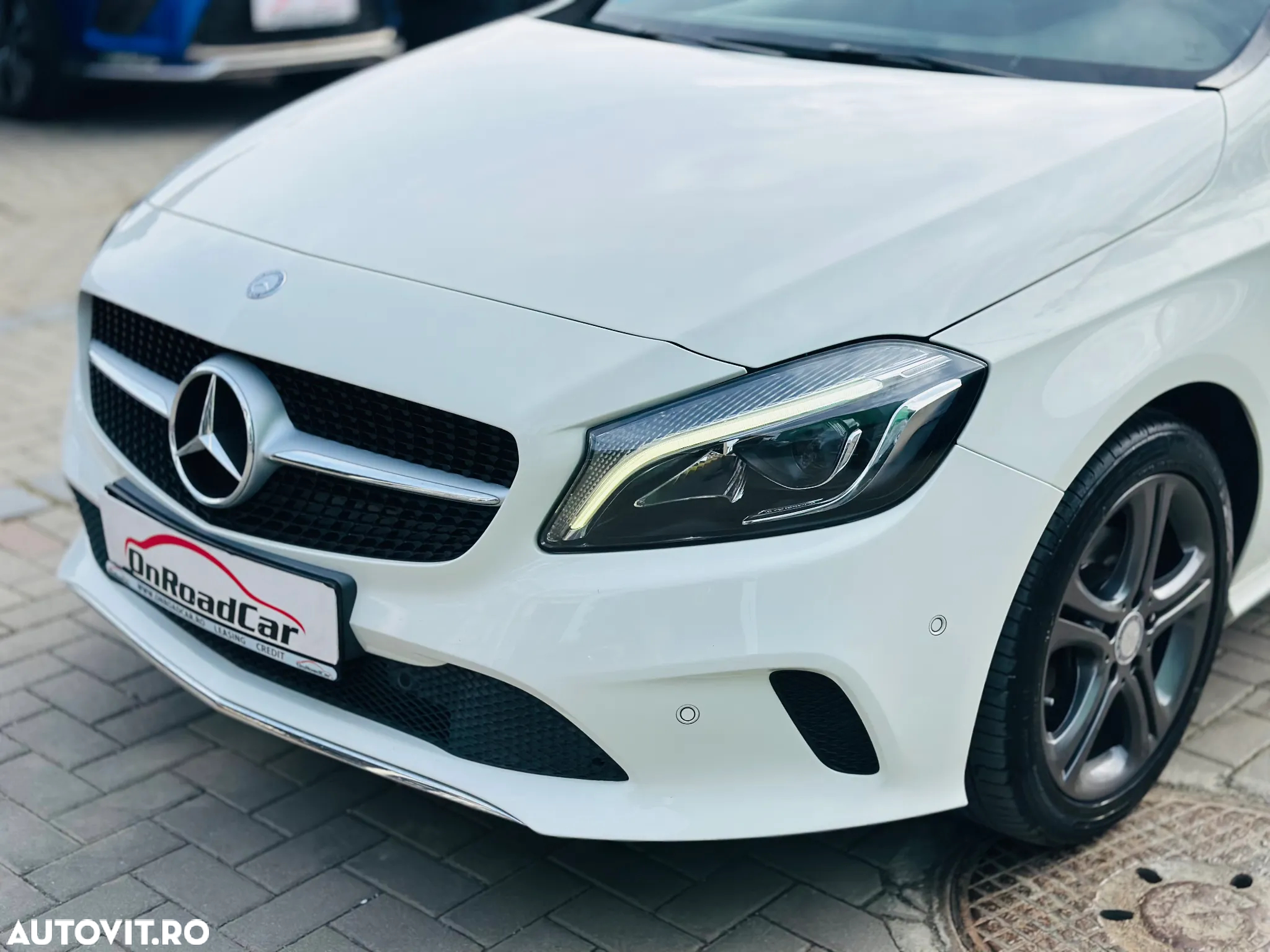 Mercedes-Benz A 180 (BlueEFFICIENCY) 7G-DCT Urban - 26