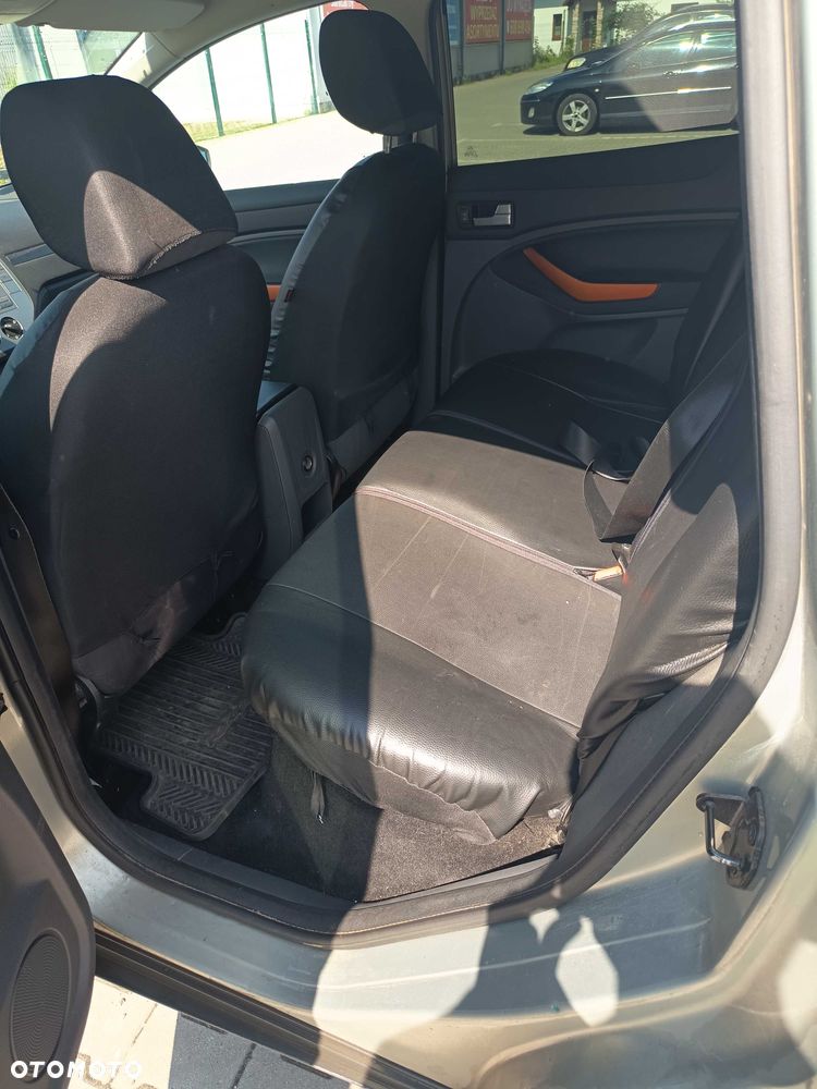 Ford Kuga - 5