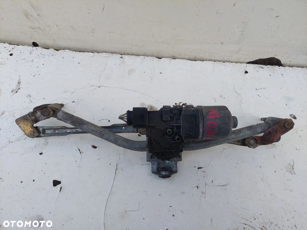 MECHANIZM WYCIERACZEK PRZÓD POLO 9n 601955119A - 1