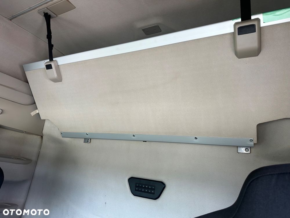 Iveco S-WAY 510 RETARDER - 23