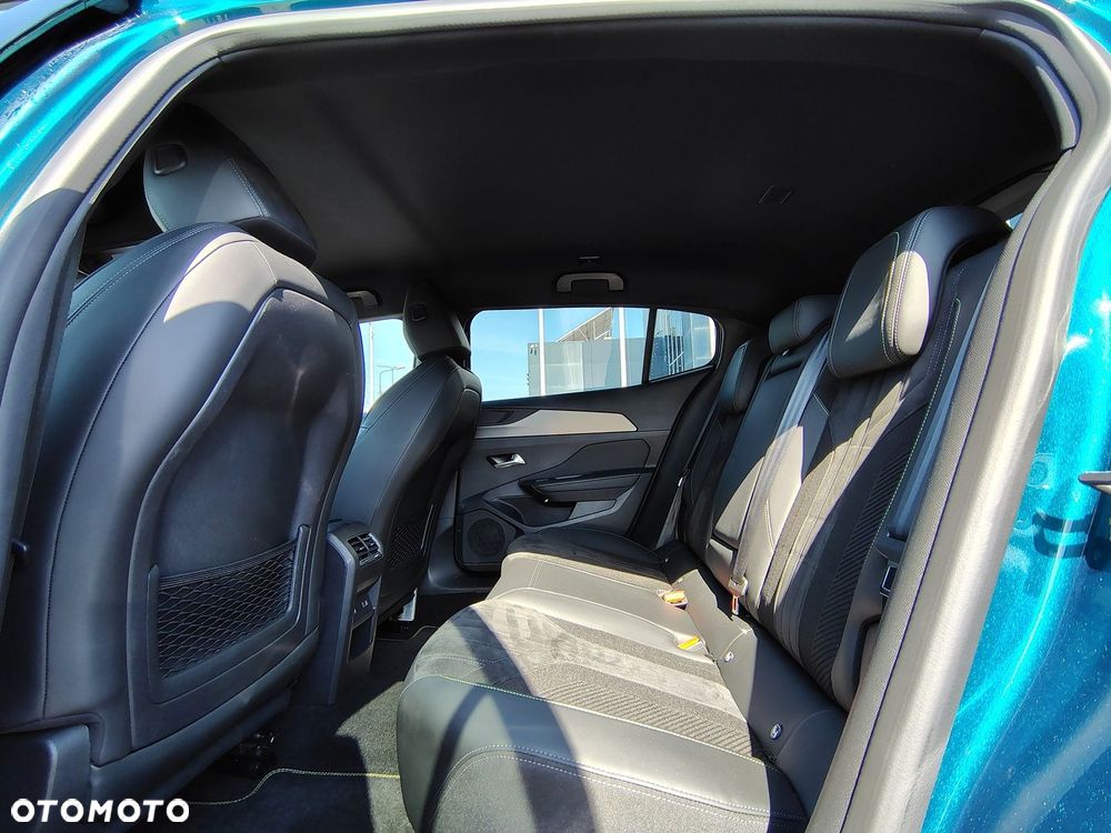 Peugeot 408 1.2 PureTech GT S&S EAT8 - 13