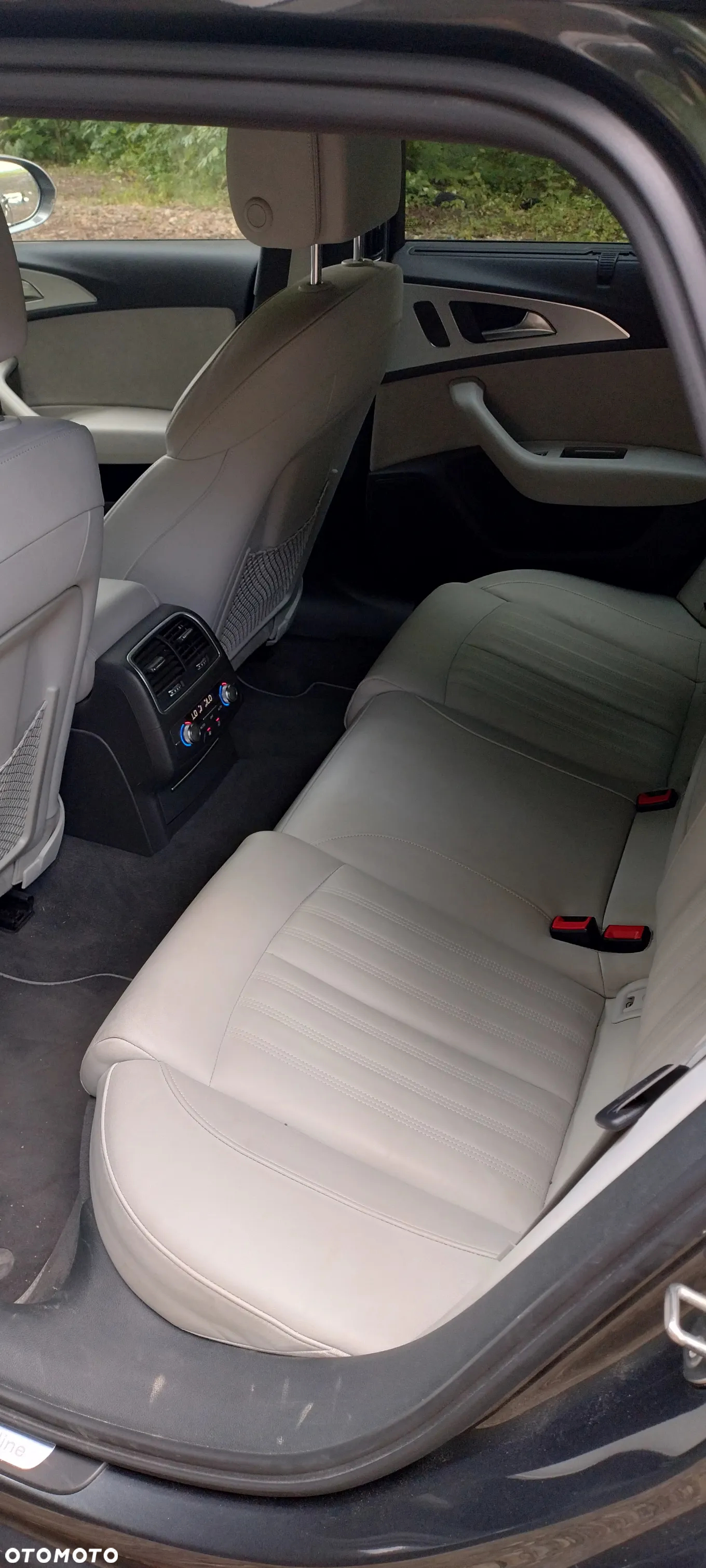 Audi A6 - 8