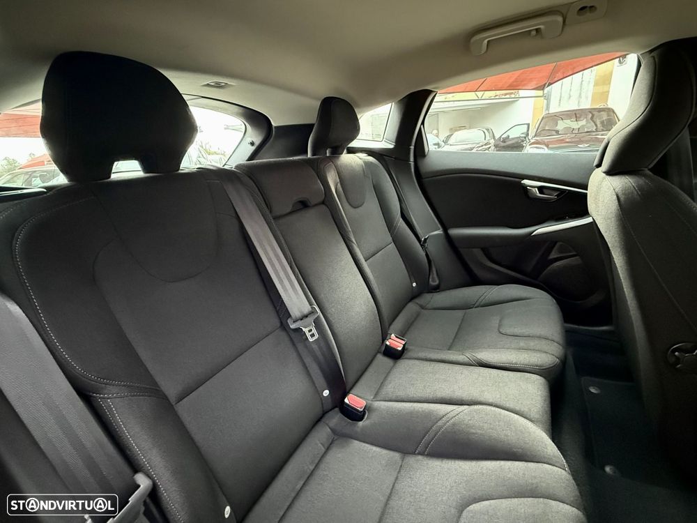 Volvo V40 1.5 T3 Sport Edition Geartronic - 8