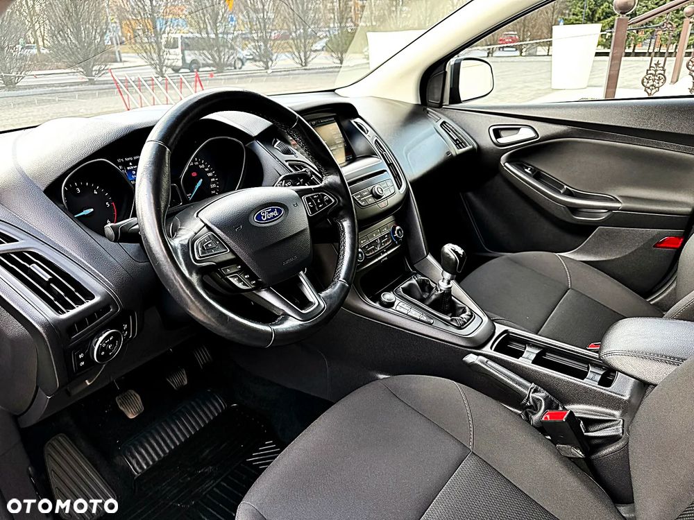 Ford Focus 1.6 TDCi DPF Start-Stopp-System Titanium - 18
