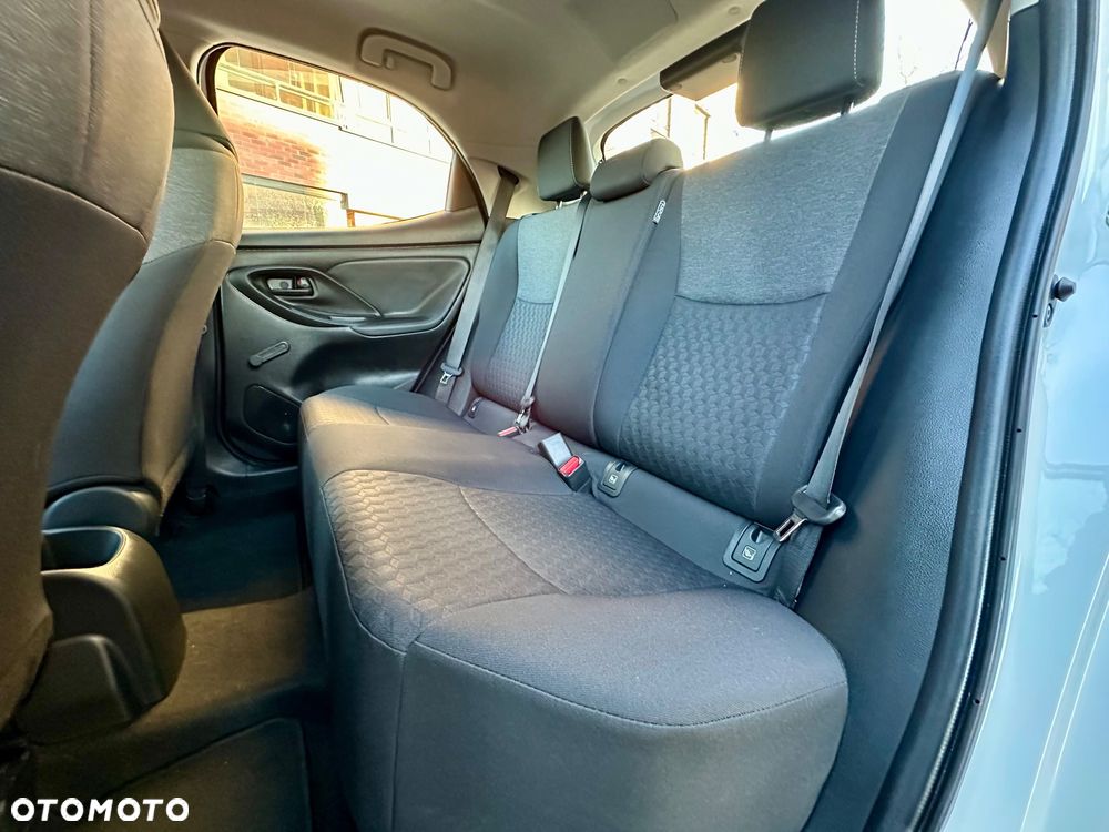 Toyota Yaris 1.5 Comfort - 30