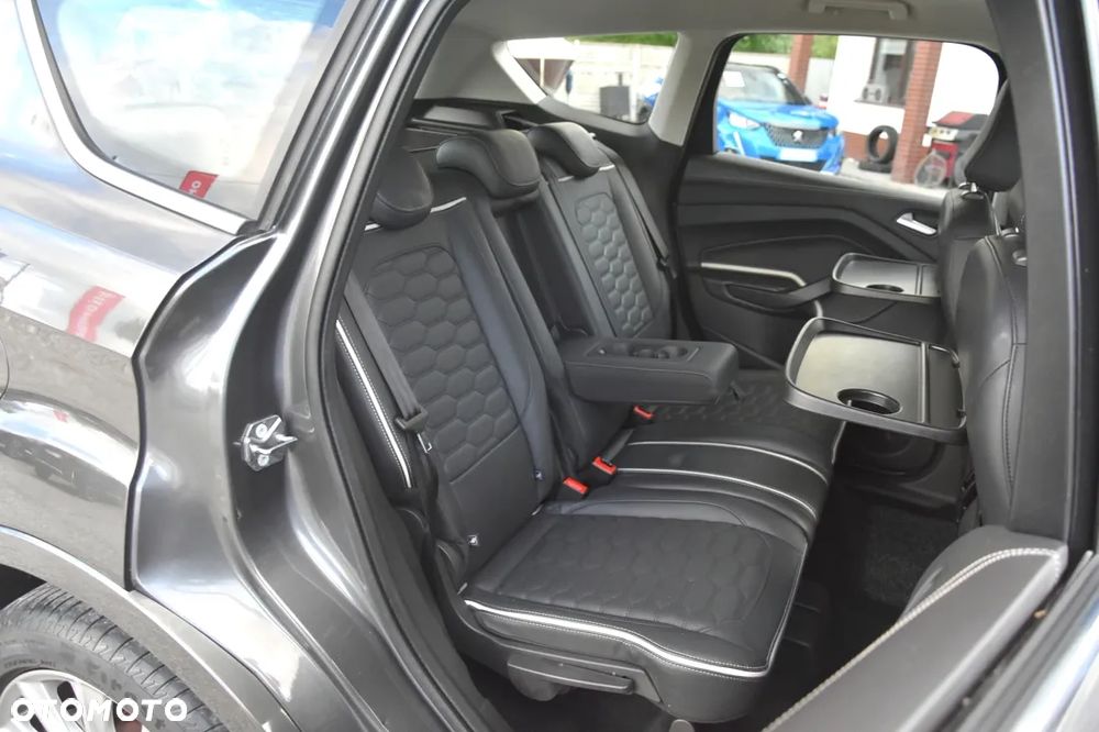 Ford Kuga 2.0 TDCi 2x4 Vignale - 23
