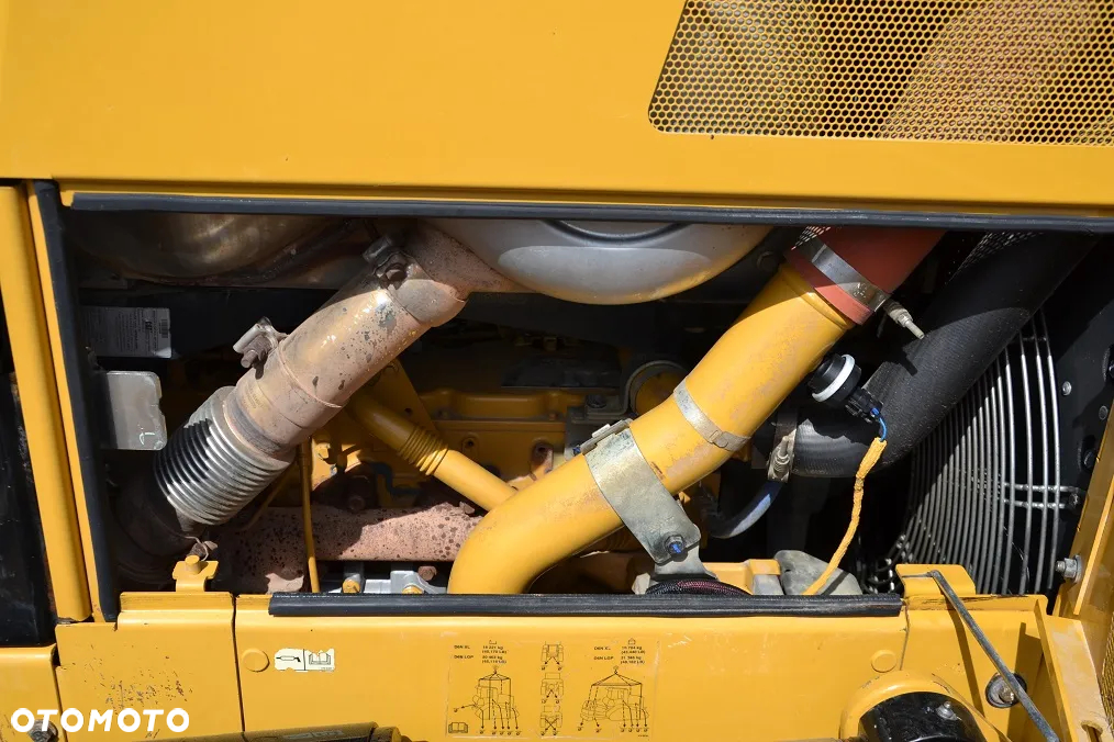 Caterpillar D6N LGP - 16