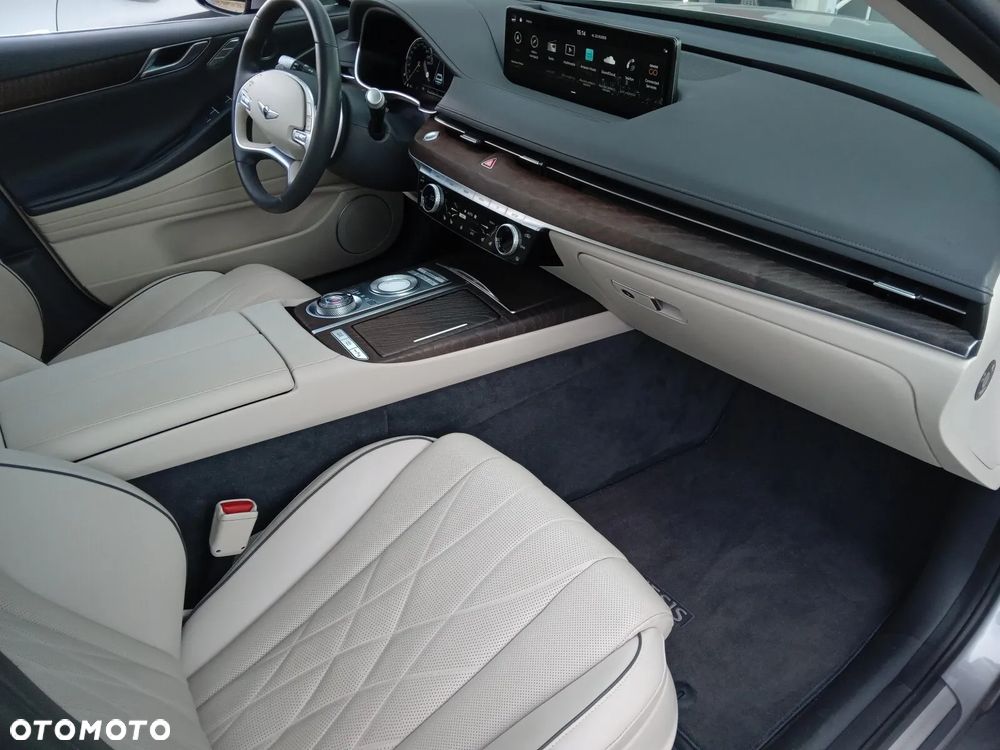 Genesis G80 - 28