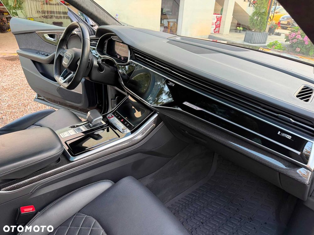 Audi SQ8 - 6