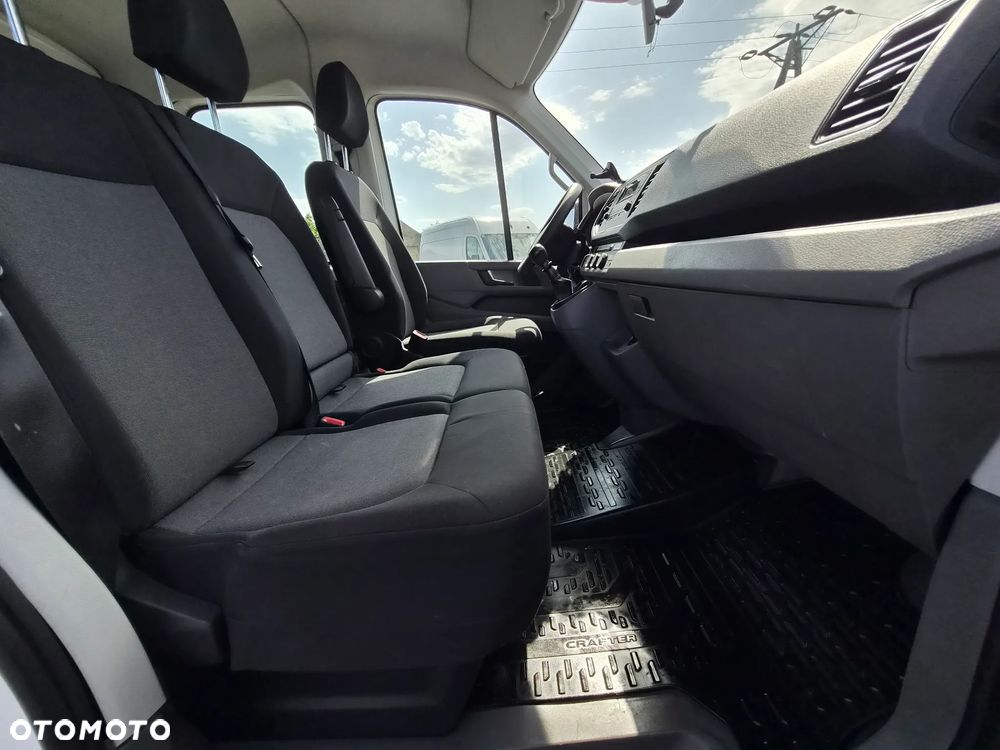 Volkswagen Crafter doka klima super stan serwisowany - 9