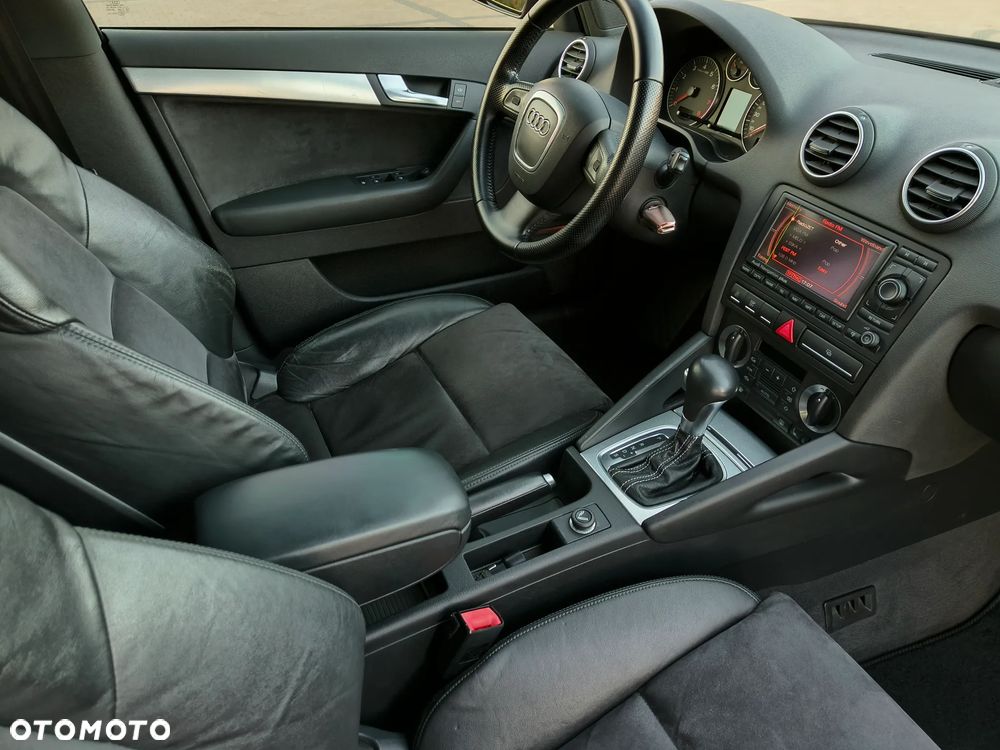 Audi A3 Sportback - 18