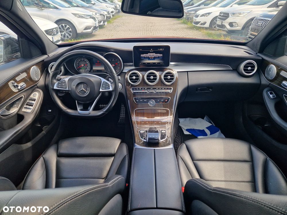 Mercedes-Benz Klasa C 300 T 9G-TRONIC AMG Line - 27