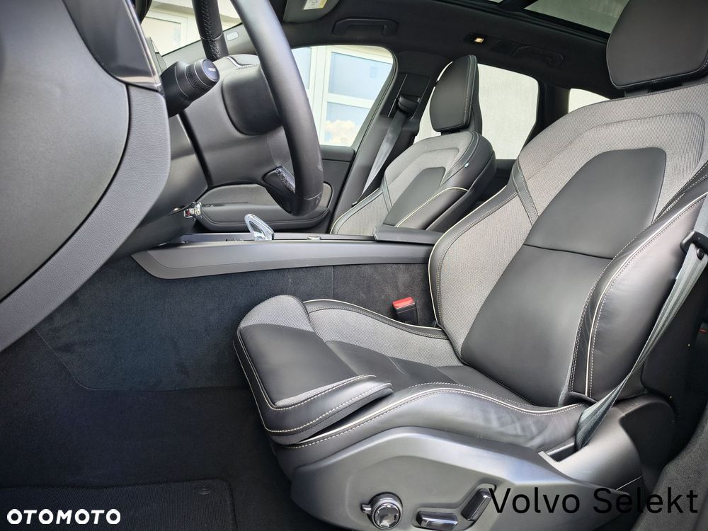 Volvo XC 60 - 24