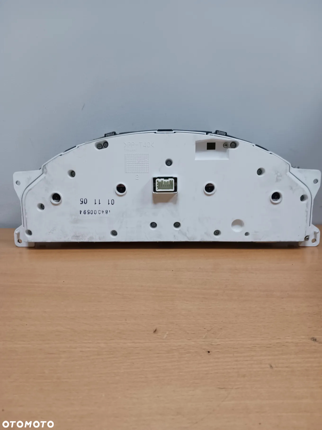 Licznik zegar Volvo S60 V70 XC70 S80 XC90 lift benzyna 30746097 EUROPA - 2