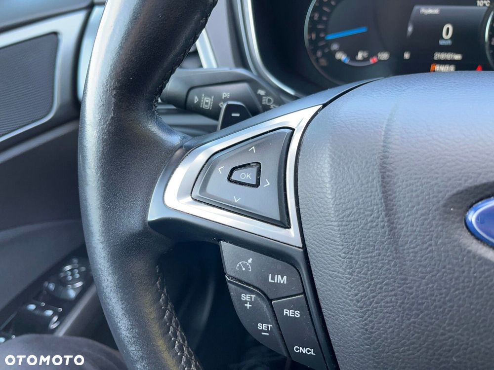 Ford Mondeo 2.0 TDCi Titanium PowerShift - 25