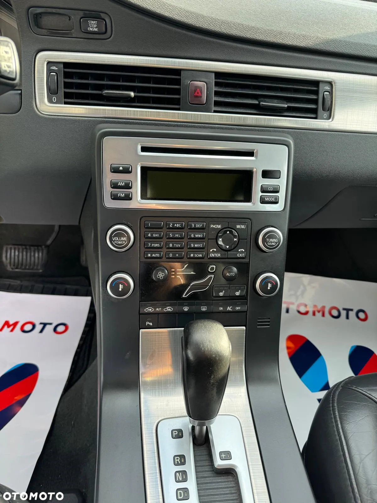 Volvo V70 D5 Summum - 3