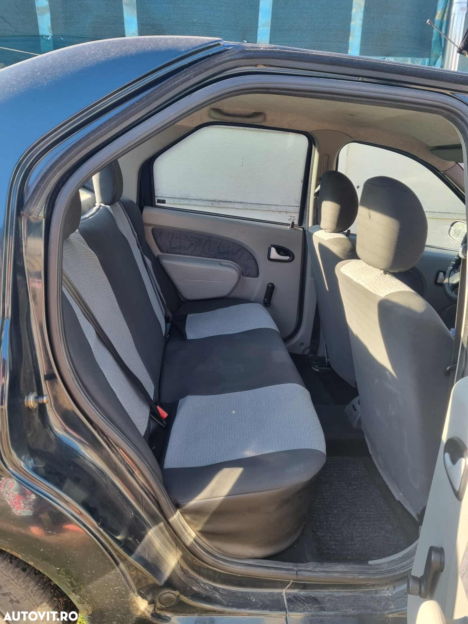 Dacia Logan - 3