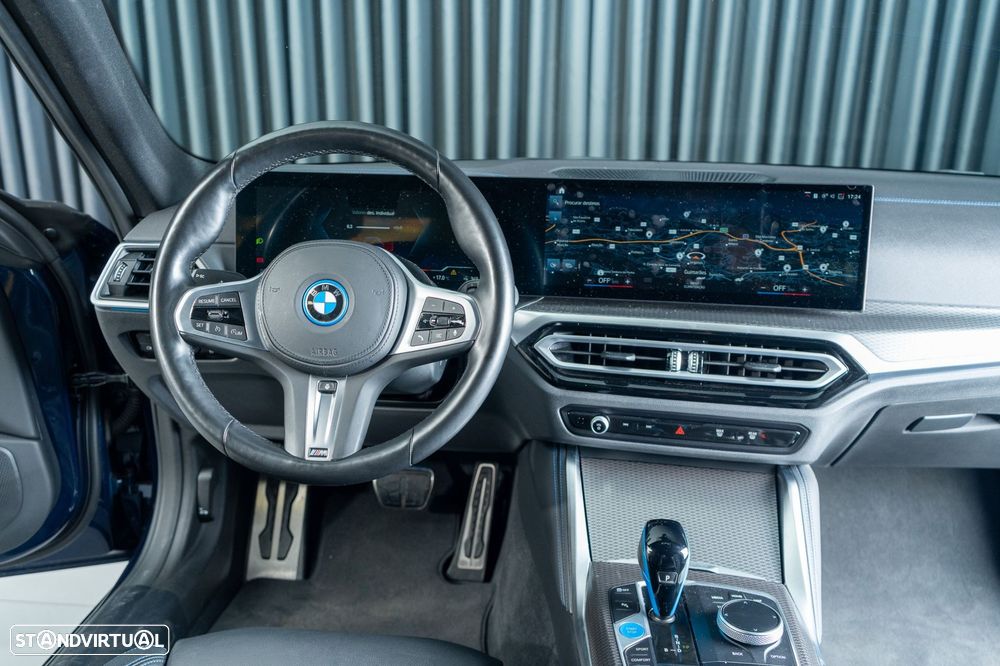 BMW i4 eDrive40 Pack Desportivo M - 11