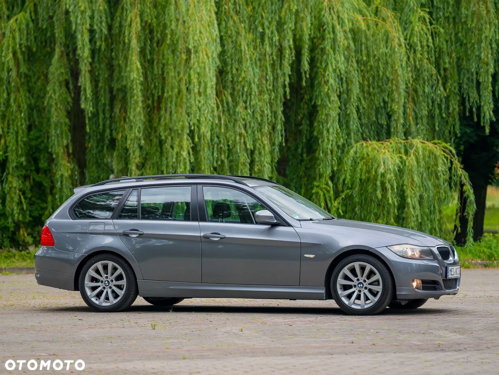 BMW Seria 3 320i Edition Exclusive - 12