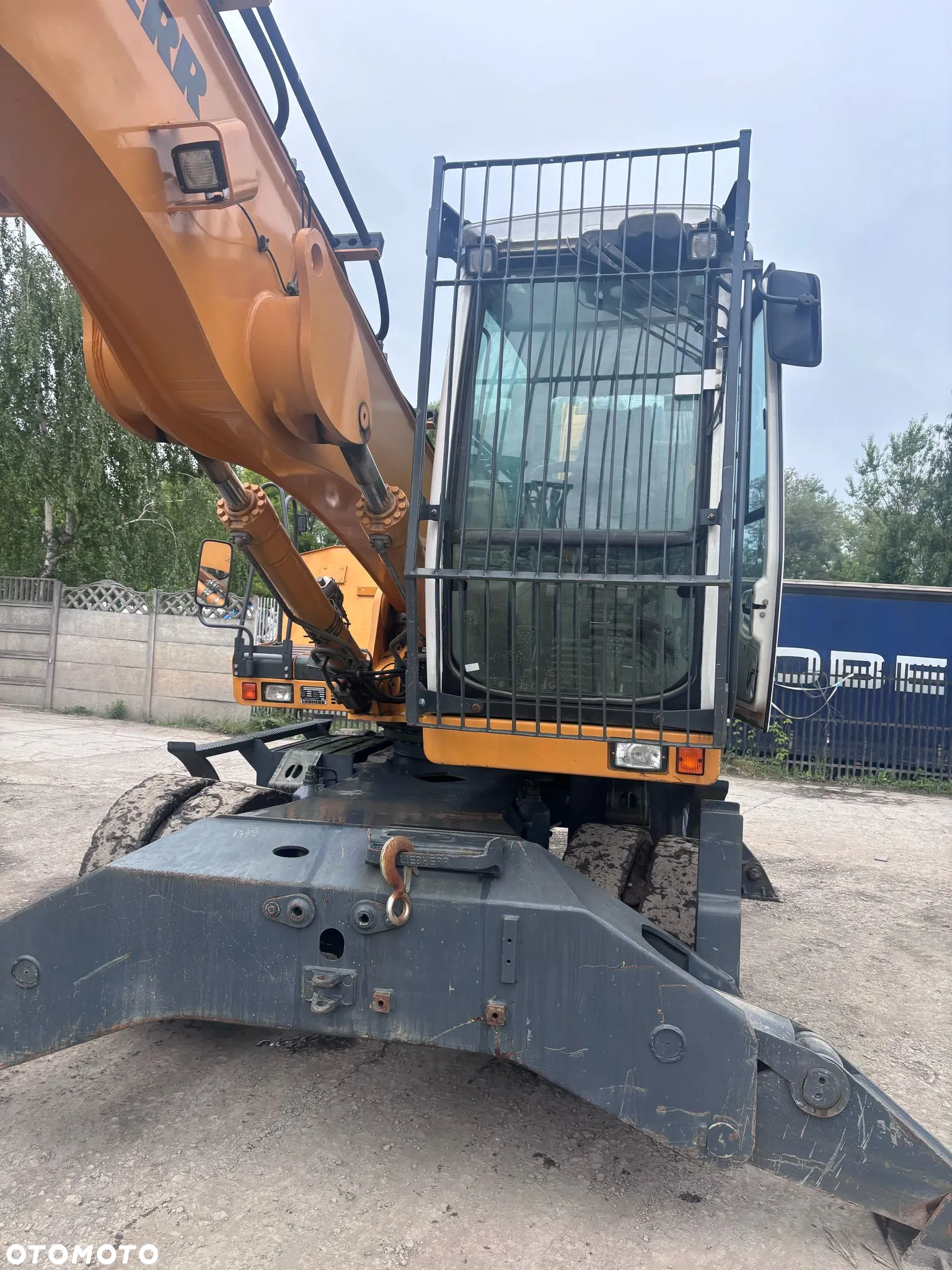 Liebherr A904C - 8